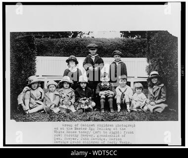 Cabinet de groupe les enfants photographiés à l'œuf de Pâques à la Maison Blanche aujourd'hui Résumé/moyenne : 1 tirage photographique. Banque D'Images