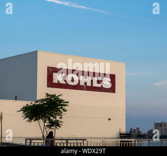 Brooklyn, NY - 12 août 2019 : Logo de Kohl's Department Store - l'un des plus importants de la chaîne de détail américain fondé en 1962. Plus de 1100 location Banque D'Images