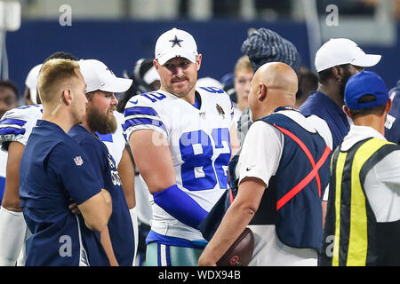 Arlington, Texas, USA. Août 29, 2019. Cowboys de Dallas tight end Jason Witten (82) en action lors de la pré-saison match entre l'équipe des Tampa Bay Buccaneers et les Dallas Cowboys à l'AT & T Stadium à Arlington, au Texas. Crédit : Dan Wozniak/ZUMA/Alamy Fil Live News Banque D'Images