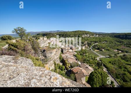 La France, Vaucluse, parc naturel régional du Luberon, Saignon du rocher de Bellevue Banque D'Images