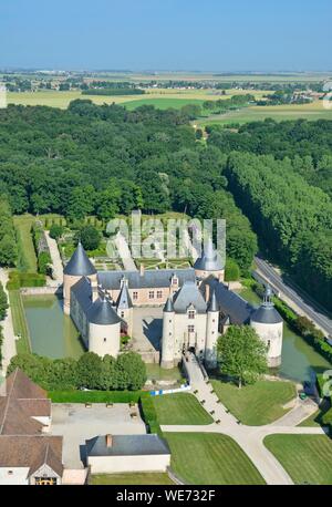 France, Loiret, Chilleurs aux Bois, le château de Chamerolles, mention obligatoire : Château de Chamerolles, administré par le département du Loiret (vue aérienne) Banque D'Images