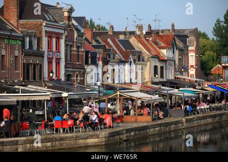 France, Picardie, Amiens, Quartier Saint Leu, Quai Belu sur les rives de la Somme Banque D'Images