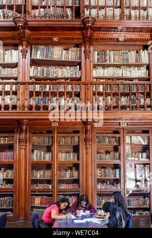 Le Mexique, l'état de Michoacan, Morelia, centre historique de Morelia inscrite au Patrimoine Mondial de l'UNESCO, la bibliothèque Banque D'Images