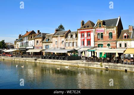 France, Picardie, Amiens, Quartier Saint-Leu, Quai Belu sur les rives de la Somme Banque D'Images