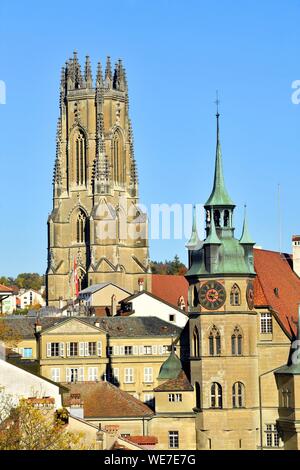 La Suisse, Canton de Fribourg, Fribourg, l'Hôtel de Ville et la cathédrale de San Nicolas Banque D'Images