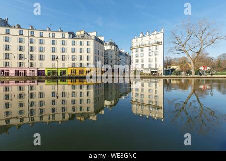 France, Paris, canal Saint Martin, Antoine et Lili vitrine et immeuble sur Quai de Valmy Banque D'Images