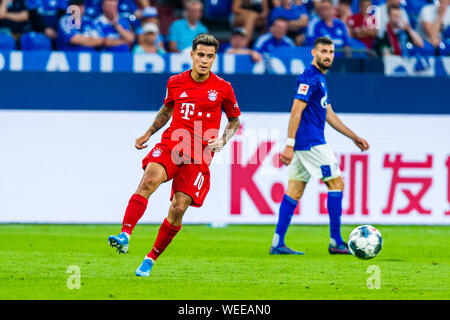 24 augustus 2019 Gelsenkirchen, Allemagne Soccer Schalke 04 v Bayern Munchen 24-08-2019: Voetbal: Schalke 04 v Bayer Munchen: Gelsenkirchen L-R FC Bayern Munchen joueur Philippe Coutinho Banque D'Images