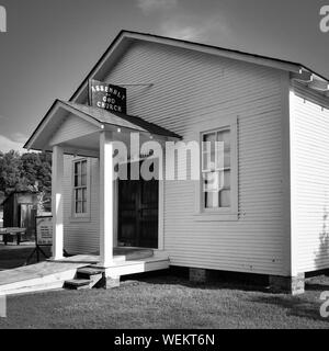 Entrée de l'Assemblée de l'Église de Dieu, assisté par Elvis comme un enfant, a été déplacé au musée, lieu de naissance d'Elvis Presley à Tupelo, MS, dans Banque D'Images