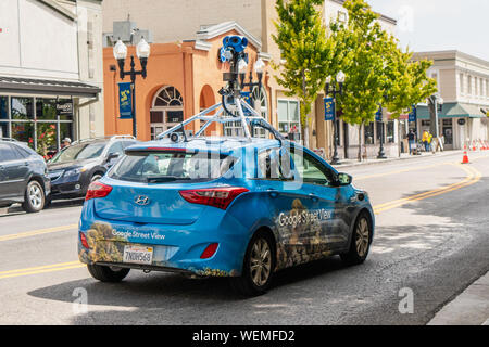 29 août 2019 Sunnyvale / CA / USA - Google Street View en conduisant au centre-ville de Sunnyvale, Silicon Valley Banque D'Images
