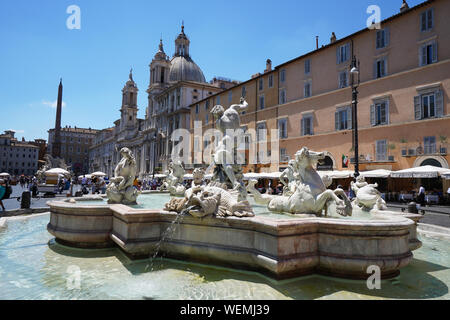 Fontaine de Neptune de la Piazza Navona, Rome, Italie Banque D'Images