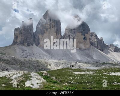 Les trois sommets de Lavaredo, sont trois sommets de mâchicoulis situé dans la région italienne de Lombardie et de la Vénétie Banque D'Images