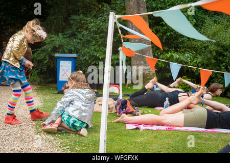 Dorset, UK. Samedi, 31 août, 2019. 2019 Vues de la fin de la route du Festival. Photo : Roger Garfield/Alamy Live News Banque D'Images