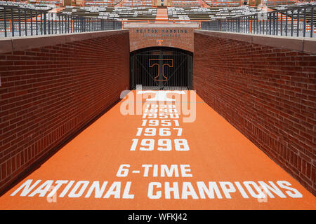 Knoxville, États-Unis. 31 août 2019 : le Tennessee Football Peyton Manning Vestiaires complexe que vu avant la NCAA football match entre l'Université du Tennessee bénévoles et le Georgia State Panthers à Knoxville, TN/CSM Gangloff Tim Banque D'Images