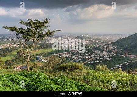 Cameroun, région Centre, Département du Mfoundi, Yaoundé, Le Mont Febe de Yaoundé, les quartiers nord-ouest Banque D'Images