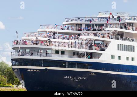 France, Seine Maritime, Hauville, Armada 2019, dos ponts de Marco Polo, voile, bateau de croisière sur la Seine Banque D'Images