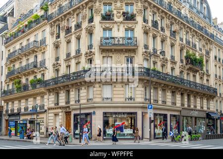 France, Paris, Rue de Rennes Banque D'Images