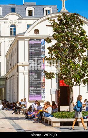 France, Hauts de Seine, Neuilly sur Seine, le jardin de la place du théâtre Banque D'Images