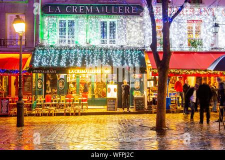 France, Paris, Montmartre, Place du Tertre à Noël Banque D'Images