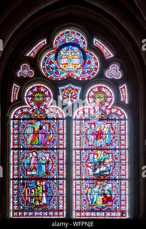 France, Oise, Senlis, la cathédrale Notre-Dame de Senlis, catholique romaine l'architecture gothique, des vitraux Banque D'Images