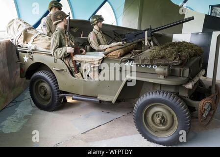 France, Manche, Cotentin, Sainte Mère Eglise, Musée Airborne, diorama de troupes américaines dans une jeep Banque D'Images