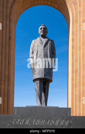 L'Arménie, de la Région de Chirak, Gyumri, arrondissement historique ou Kumayri, place Charles Aznavour Banque D'Images