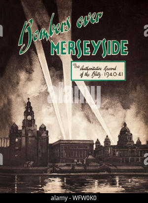 La couverture de 'bombardiers sur Merseyside", avec les "Trois Grâces", de gauche, le Royal Liver Building, la Cunard Building et le port de Liverpool Building at the Pier Head. Dans l'arrière-plan, les phares de recherche pénétrer la fumée des incendies causés par des bombes incendiaires et explosives abandonnées par les bombardiers allemands pendant le blitz sur Liverpool et environs entre août 1940 et janvier 1942. Banque D'Images