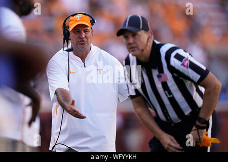 31 août 2019 : l'entraîneur-chef Jeremy Pruitt du Maine bénévoles au cours de la NCAA football match entre l'Université du Tennessee bénévoles et le Georgia State Panthers à Knoxville, TN/CSM Gangloff Tim Banque D'Images