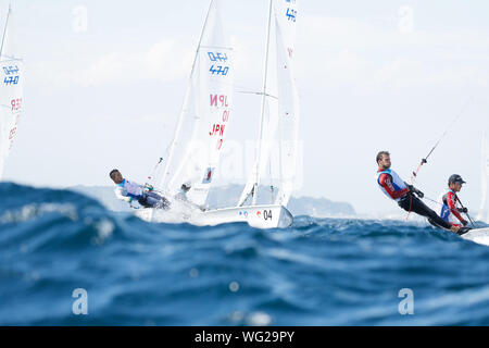 Kanagawa, Japon. Août 31, 2019. Sosaku & Koizumi Kotaro Matsuo (JPN) Coupe du Monde de Voile : Enoshima Série Men's 470 au port de plaisance d'Enoshima à Kanagawa, Japon . Credit : Naoki Morita/AFLO SPORT/Alamy Live News Banque D'Images