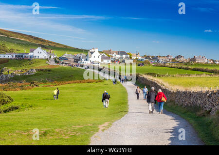 Rhossili village est le point de départ de la marche populaire à la tête des vers sur la péninsule de Gower, dans le sud du Pays de Galles, Royaume-Uni Banque D'Images