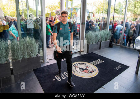Rotterdam, Pays-Bas. 06Th Sep 2019. ROTTERDAM, 01-06-2019, Het Kasteel stadium, l'Eredivisie néerlandaise, saison 2019-2020, Razvan Marin arrive pendant le match Sparta Rotterdam - Ajax : Crédit Photos Pro/Alamy Live News Banque D'Images