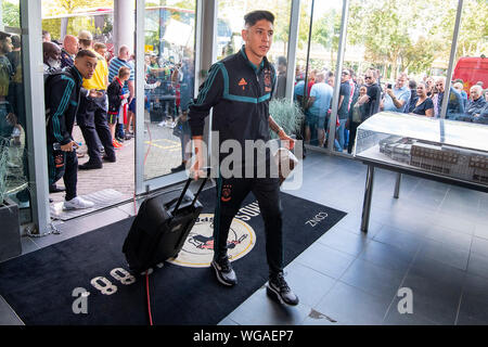 Rotterdam, Pays-Bas. 06Th Sep 2019. ROTTERDAM, 01-06-2019, Het Kasteel stadium, l'Eredivisie néerlandaise, saison 2019-2020, Edson Alvarez arrive pendant le match Sparta Rotterdam - Ajax : Crédit Photos Pro/Alamy Live News Banque D'Images