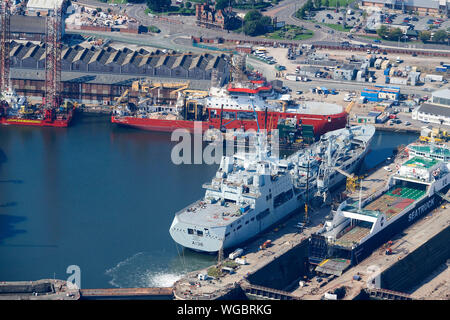 Le nouveau navire de recherche polaire, Sir David Attenborough en construction au chantier naval Cammell Laird, Birkenhead, Merseyside, North West England, UK Banque D'Images