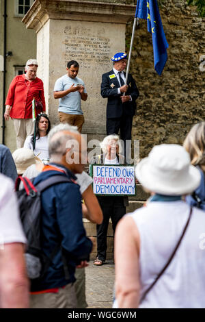 Le coup d'arrêt - Oxford centre commercial Westgate. Haut-parleurs Public protester contre la supension du parlement par PM conservateur Boris Johnson. Banque D'Images