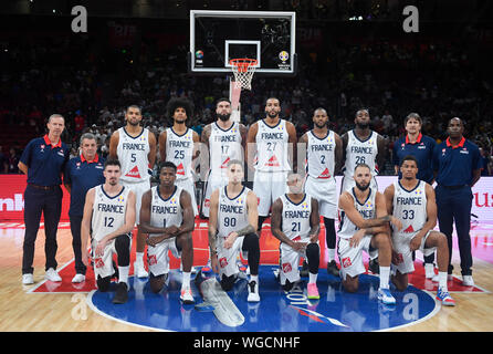Shenzhen, la province chinoise du Guangdong. Du 1er septembre 2019. La France l'équipe de poser pour les photos avant le match du groupe G entre la France et l'Allemagne à la Coupe du Monde de la FIBA 2019 à Shenzhen, province du Guangdong en Chine du sud, le 1 septembre, 2019. Credit : Xu Chang/Xinhua/Alamy Live News Banque D'Images