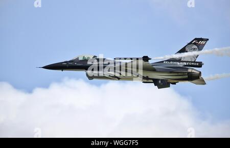 Belgian Air Force F-16 Fighting Falcon Falcon 'Dark' à la Royal International Air Tattoo 2019 Banque D'Images