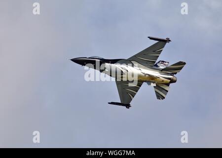 Belgian Air Force F-16 Fighting Falcon Falcon 'Dark' à la Royal International Air Tattoo 2019 Banque D'Images