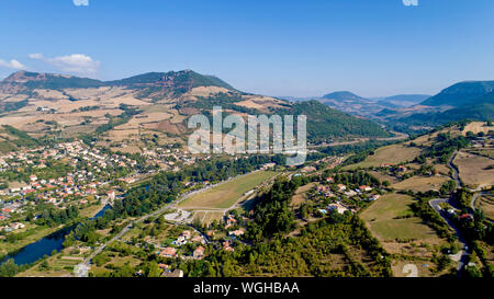 Vue aérienne de Millau et les Gorges du Tarn Banque D'Images