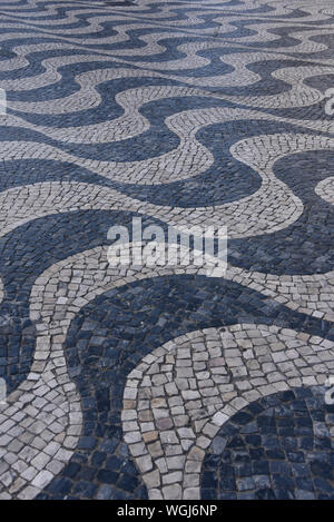 Cascais, Lisbonne, Portugal - modèles mosaïque noir et blanc à Cascais, Portugal Banque D'Images