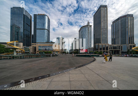 Tianfu Square, le symbole de Chengdu, est situé dans le centre-ville. Étant la plus grande place dans le sud-ouest de la Chine. Banque D'Images