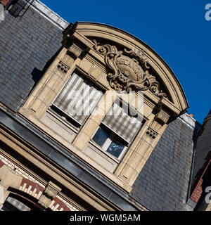 PARIS, FRANCE - 04 AOÛT 2018 : fenêtre sur le bâtiment de l'Université de la Sorbonne Nouvelle Banque D'Images