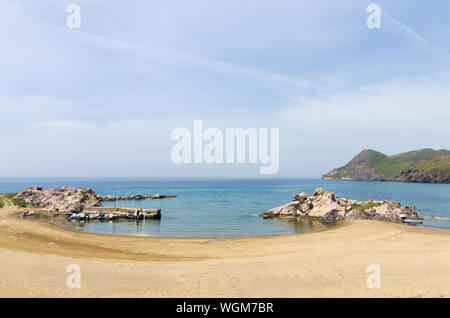 Paysage étonnant par la mer à Agios Ioannis, île de Lemnos, Grèce Banque D'Images