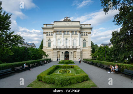 Varsovie, Pologne - Juillet 2019 : l'Université de Varsovie, ancienne bibliothèque de l'Université de Varsovie. Banque D'Images
