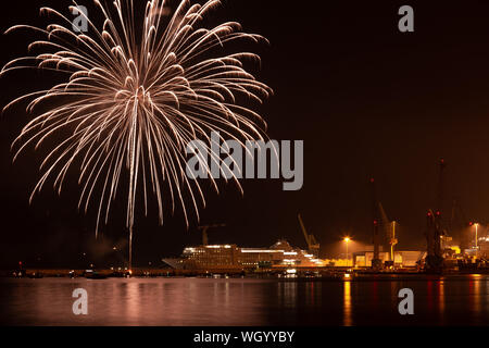 D'artifice à 'Festa del Mare 2019' - Ancone Banque D'Images