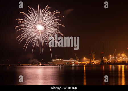 D'artifice à 'Festa del Mare 2019' - Ancone Banque D'Images