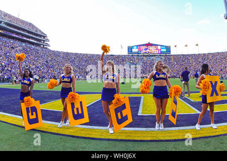 31 août 2019 : LSU Tigers cheerleaders pendant le jeu entre la LSU Tigers et Géorgie du Sud de l'Eagles le 31 août 2019 au Tiger Stadium, à Baton Rouge, LA. Stephen Lew/CSM Banque D'Images