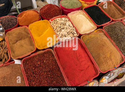 Herbes et épices au bazar Siab, Samarkand, Ouzbékistan Banque D'Images