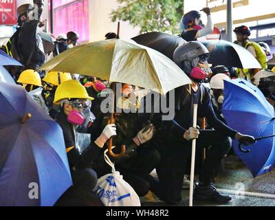 Hong Kong, Chine. Août 31, 2019. Des émeutes s'intensifie dans différents districts après la manifestation pacifique non autorisée. Ici les manifestants sont vus à Causeway. Banque D'Images