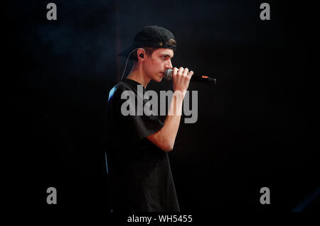 Cologne, Allemagne. Août 31, 2019. Le musicien Lukas Rieger est à l'événement 'Nous voulons que mobbingfrei ! - Ensemble pour les enfants forts' de la fondation 'Mobbing Stoppen ! Points forts de l'enfant' sur scène. Credit : Henning Kaiser/dpa/Alamy Live News Banque D'Images