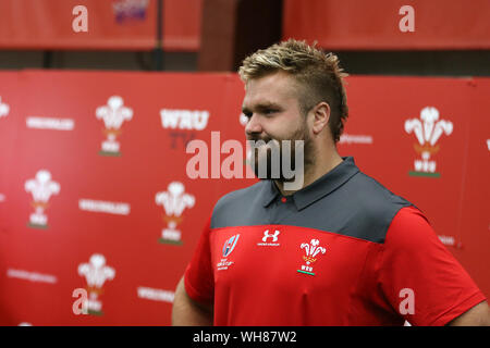 Cardiff, Royaume-Uni. 09Th Sep 2019. Le Pays de Galles rugby player Tomas Francis. Pays de Galles 2019 Rugby World Cup Squad accès media session à l'Hotel Balzac, Hensol, près de Cardiff, Galles du Sud le lundi 2 septembre 2019. l'homme 31 galles squad et officiels d'équipe va bientôt partir pour la Coupe du Monde de Rugby 2019 qui aura lieu au Japon, à commencer plus tard ce mois-ci. Photos par Andrew Verger/Alamy Live News Banque D'Images