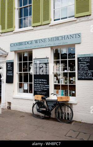 Cambridge marchands de vin dans le centre-ville de Cambridge, en Angleterre. Banque D'Images